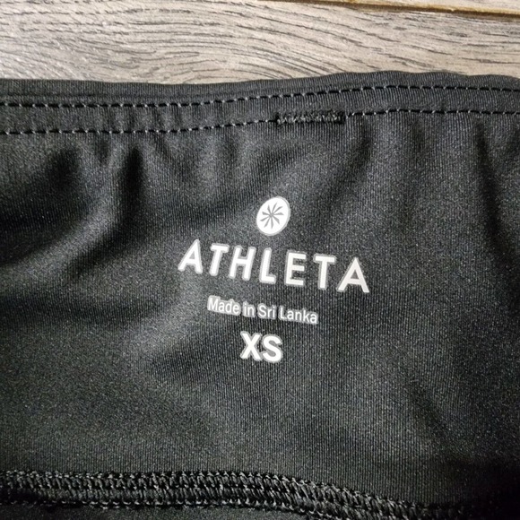 Athleta Black Spectrum Sonar Reflective 7/8 Tights Running 158851 Sz XS - Picture 3 of 4